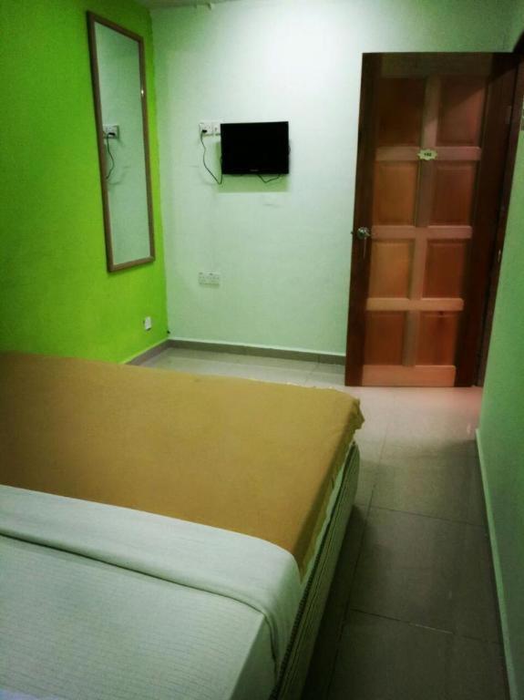 F Hotel Sungai Dua Bukit Екстер'єр фото
