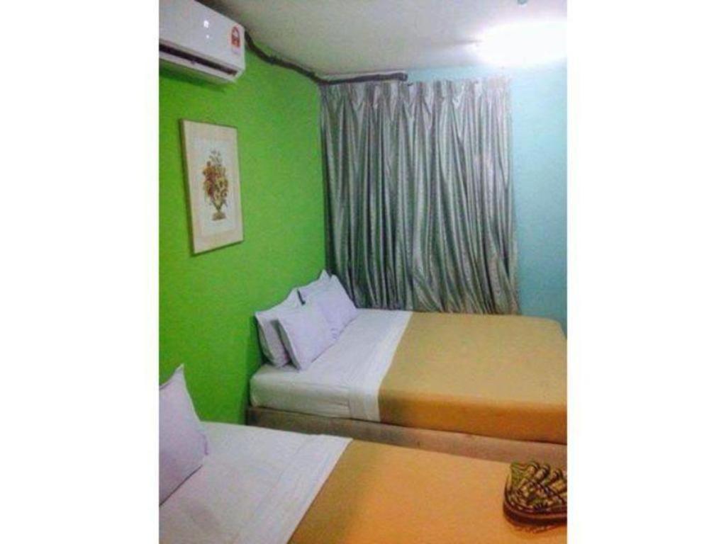 F Hotel Sungai Dua Bukit Екстер'єр фото